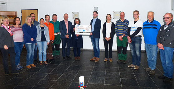 Einweihung Gedenkort Heiligenbronn Spendenübergabe